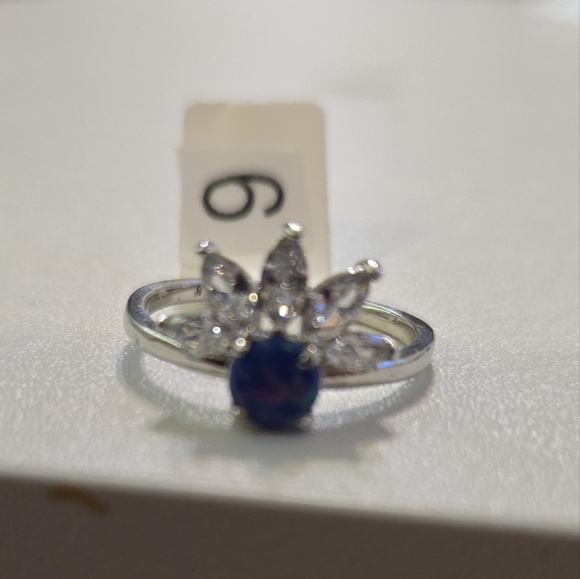 NWT Size 6 Silver Charmed Aroma Ring - Picture 2 of 2